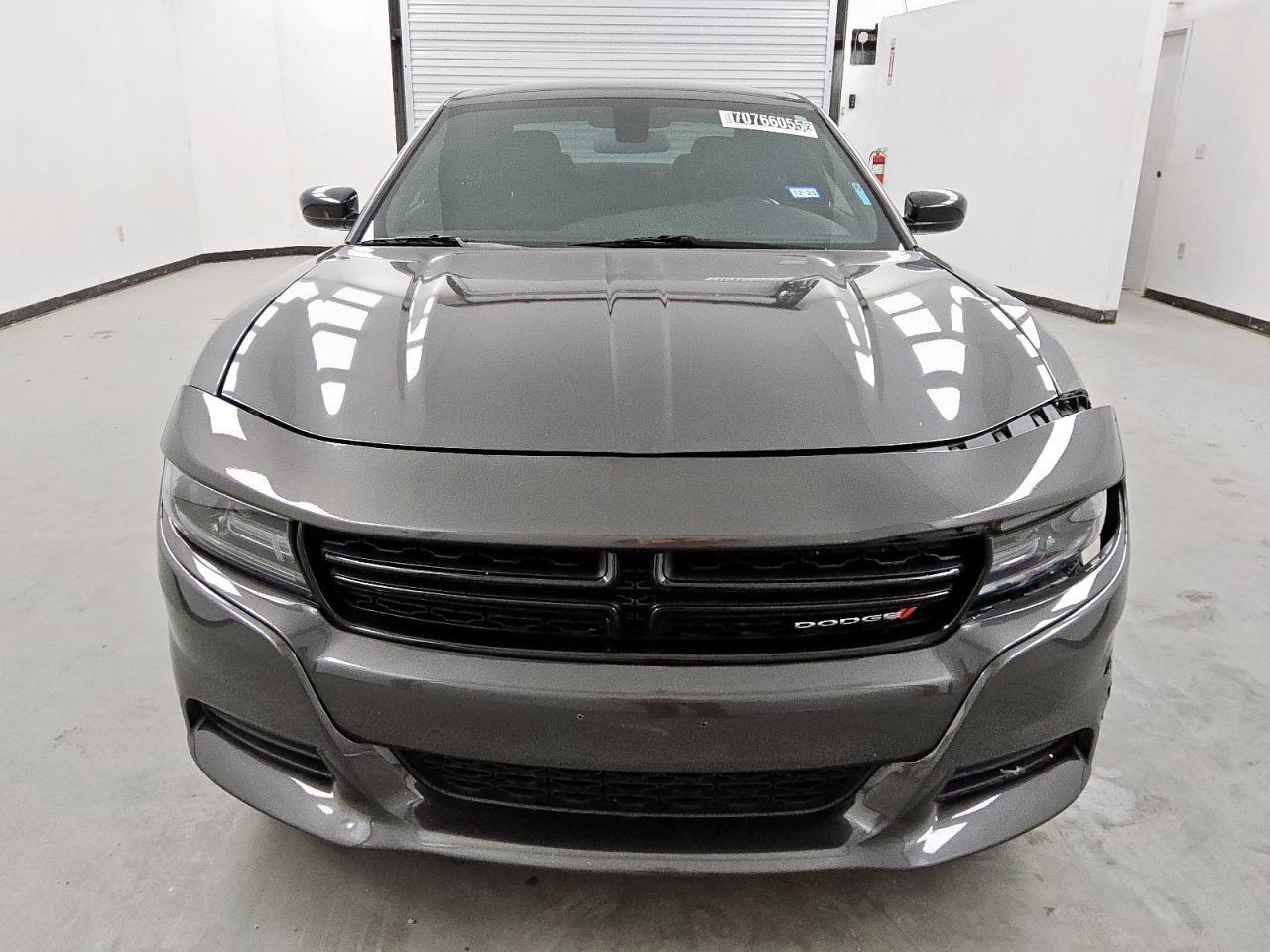 2021 Dodge Charger Sxt - Фото 5