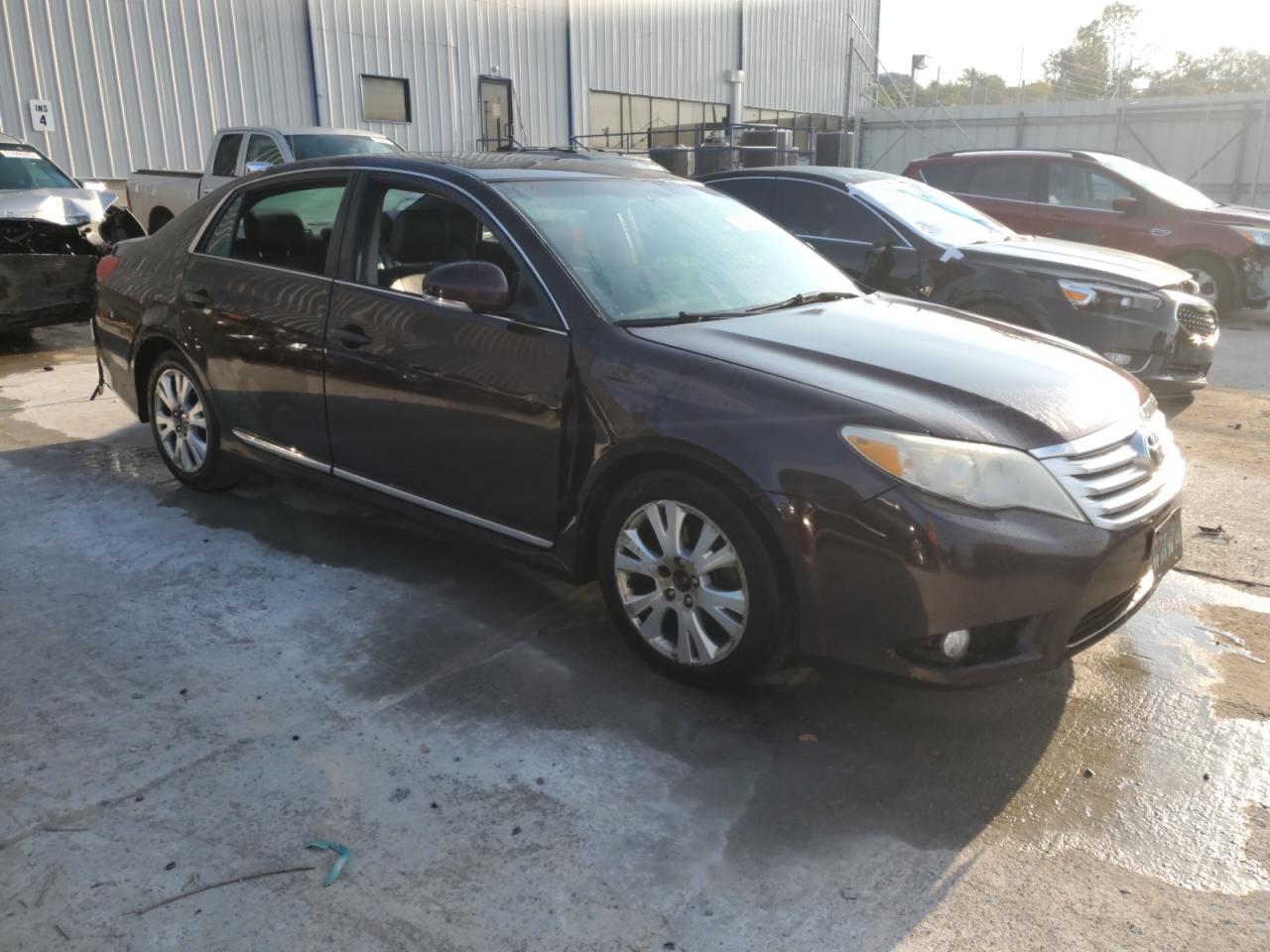 2012 Toyota Avalon Base - Фото 4