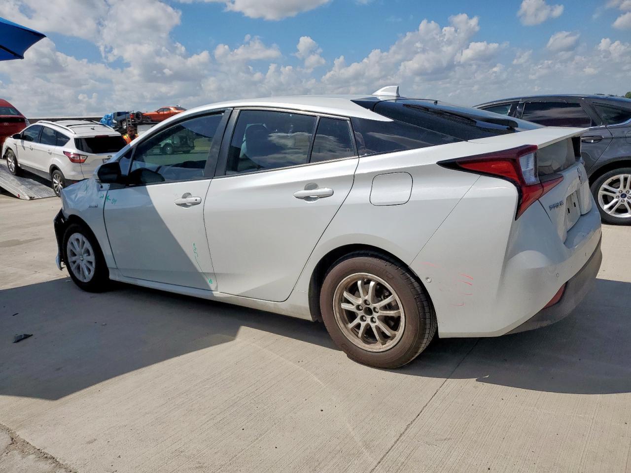2021 Toyota Prius Special Edition - Фото 2