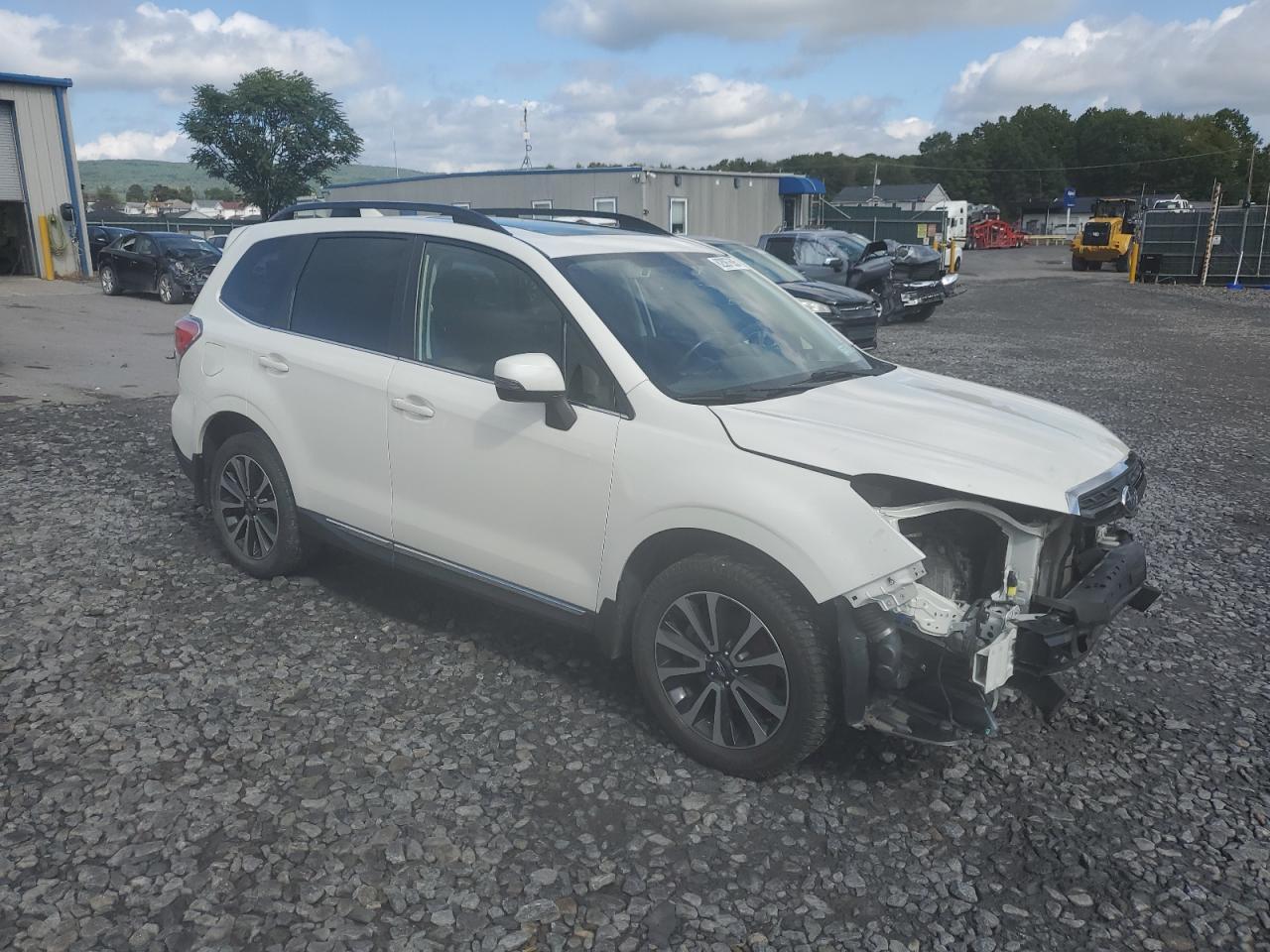 2017 Subaru Forester 2.0Xt Touring - Фото 4