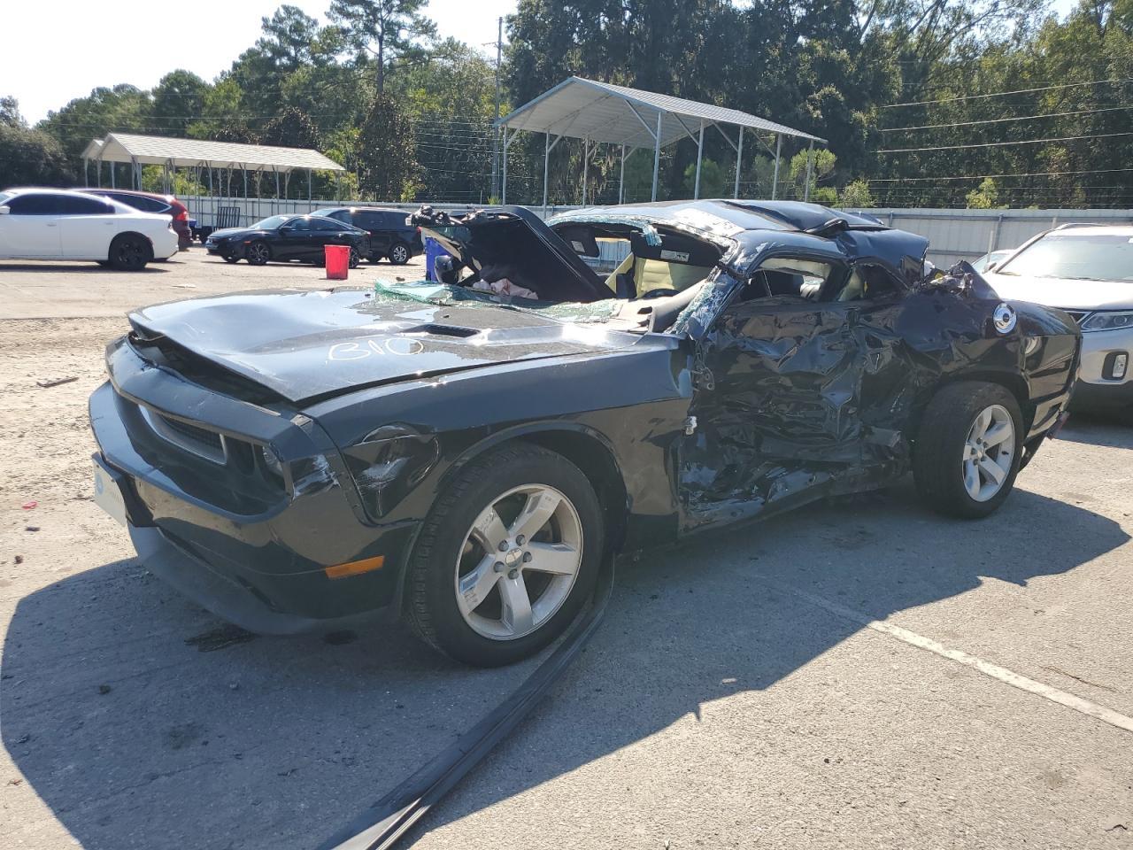 2013 Dodge Challenger Sxt