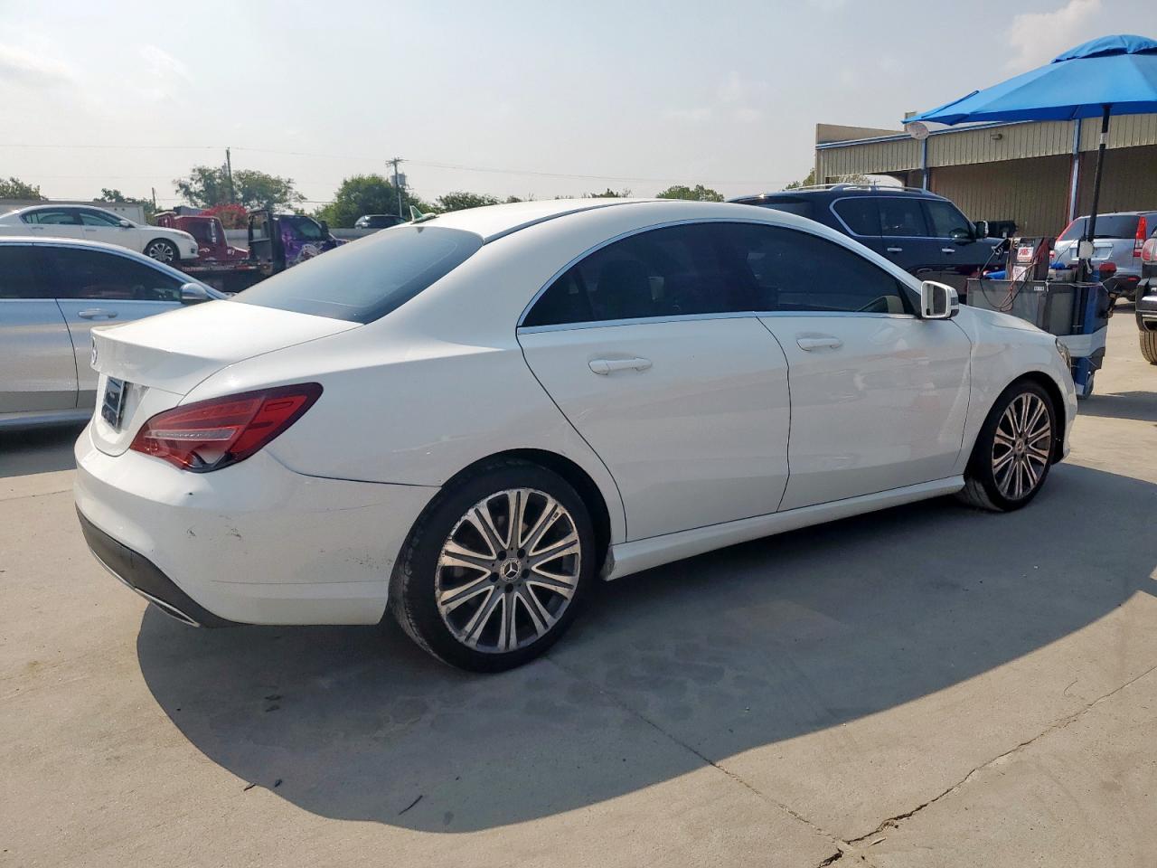 2018 Mercedes-Benz Cla 250 - Фото 3