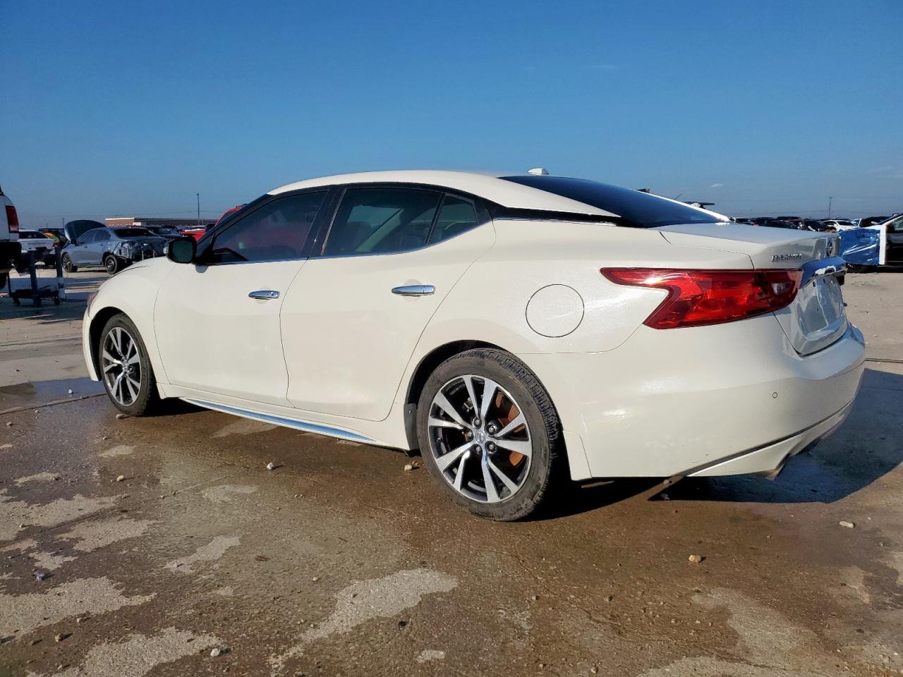 2017 Nissan Maxima 3.5S - Фото 2