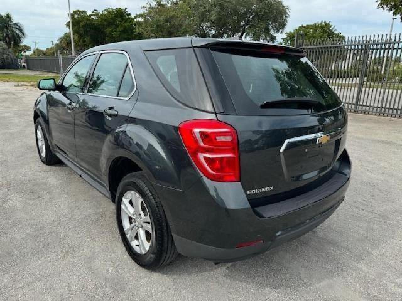 2017 Chevrolet Equinox Ls - Фото 2