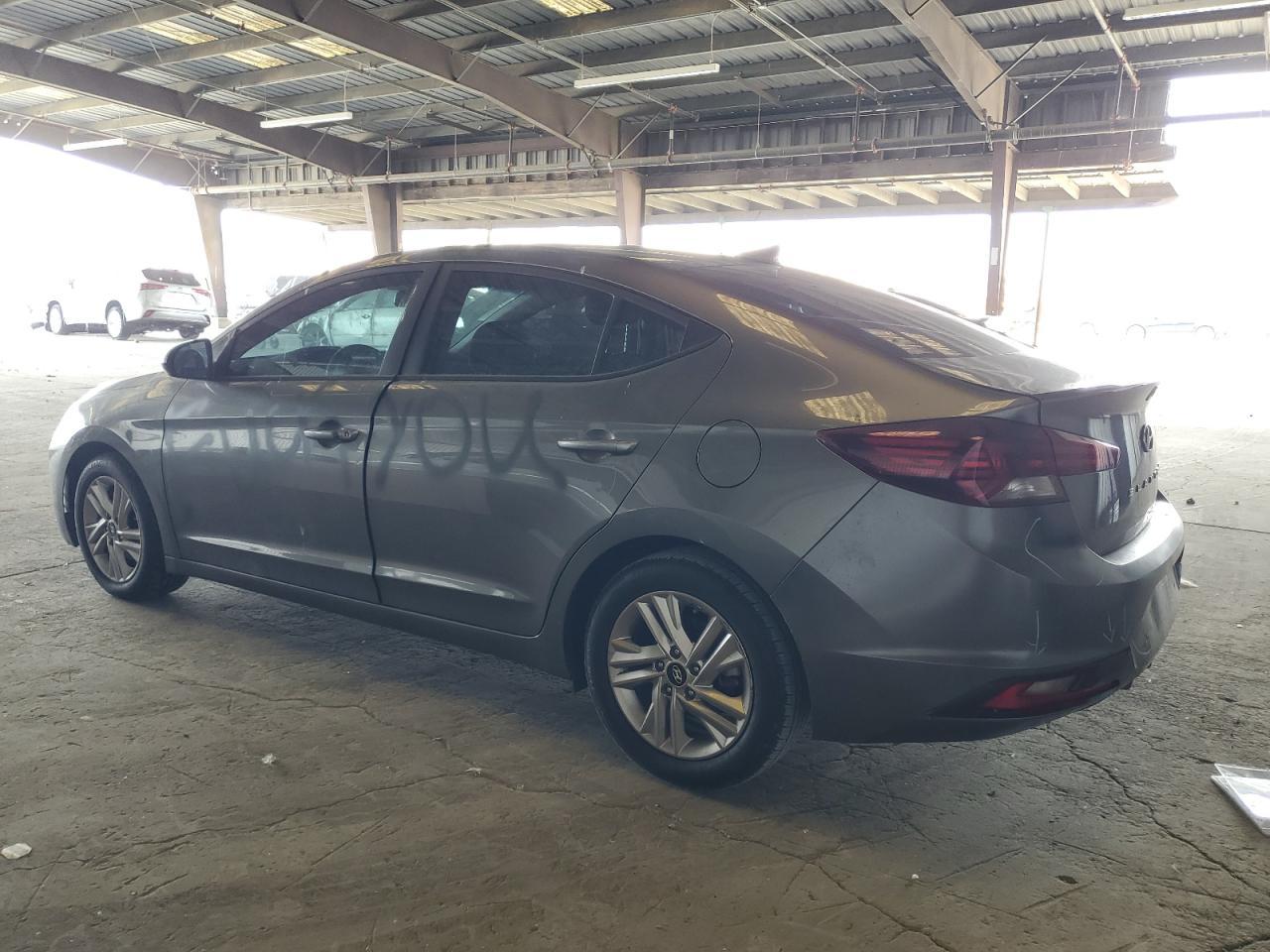 2020 Hyundai Elantra Sel - Фото 2