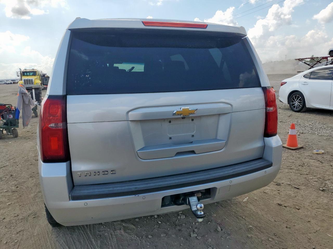 2015 Chevrolet Tahoe C1500 Ls - Фото 6