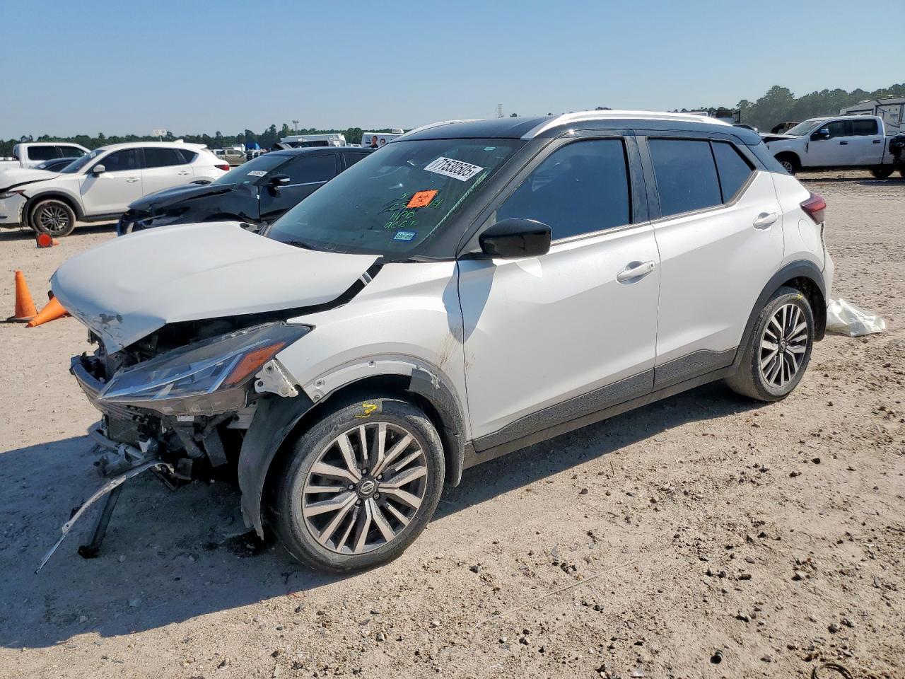 2021 Nissan Kicks Sv