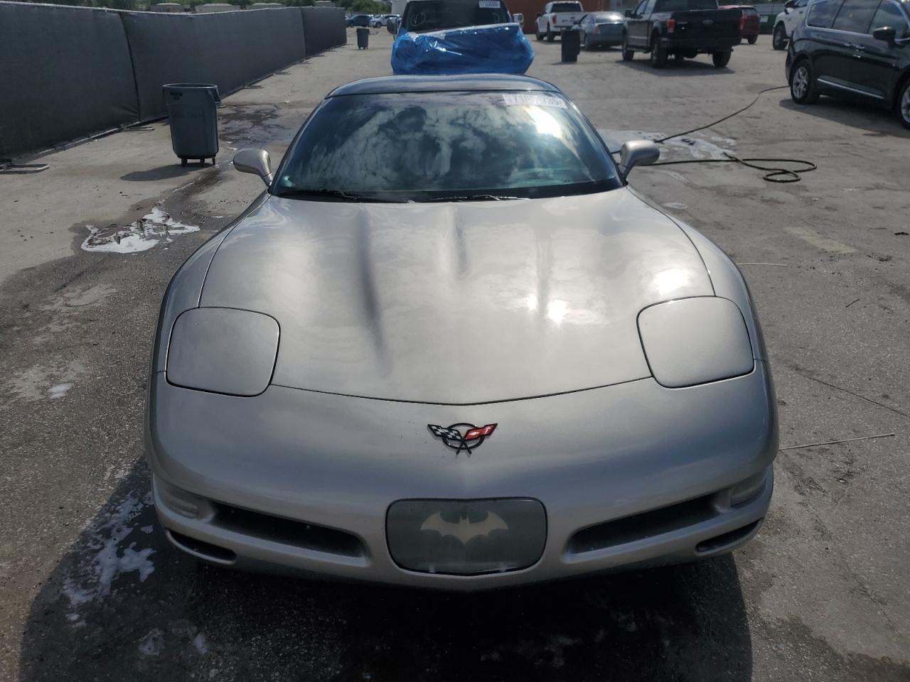 2001 Chevrolet Corvette - Фото 5