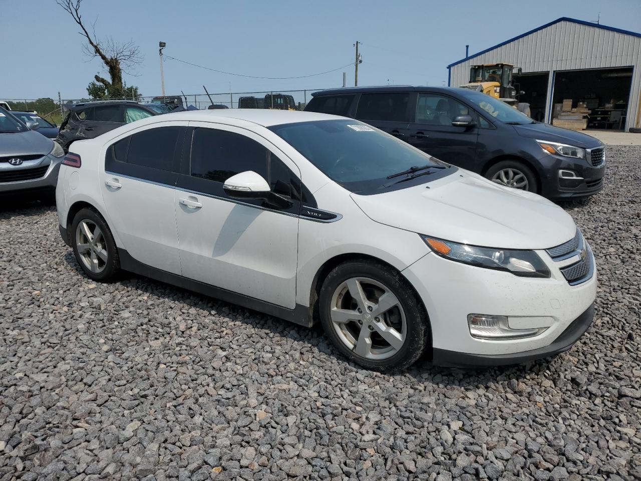 2015 Chevrolet Volt - Image 4