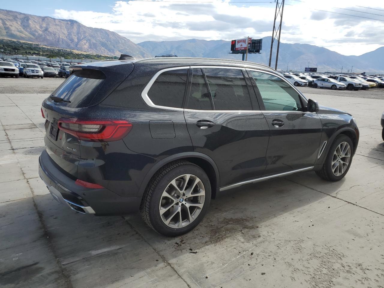 2019 BMW X5 xDrive40I - Фото 3