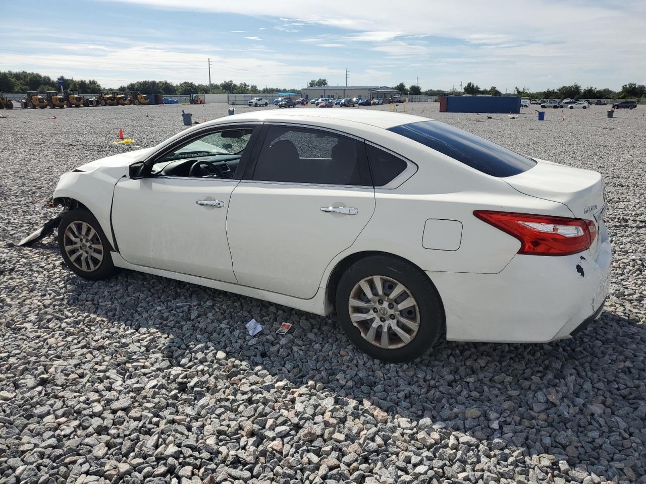 2016 Nissan Altima 2.5 - Image 2
