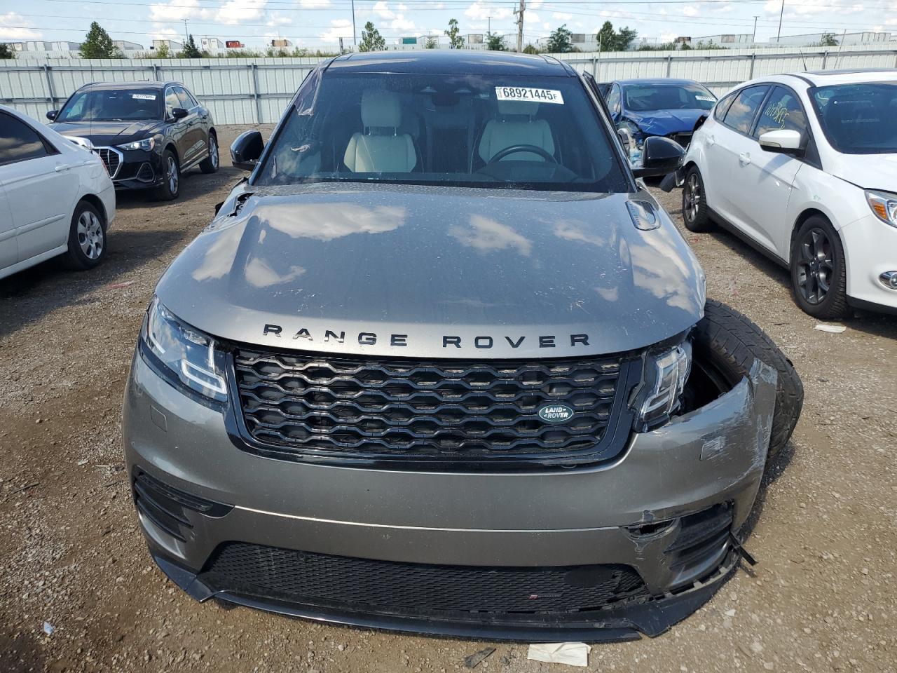 2022 Land Rover Range Rover Velar R-Dynamic S - Image 5