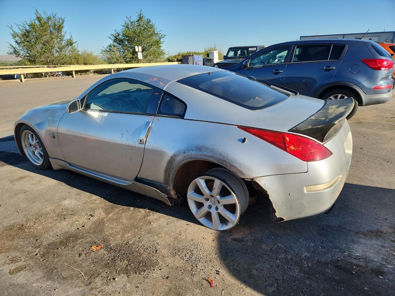 2004 Nissan 350Z Coupe - Фото 2