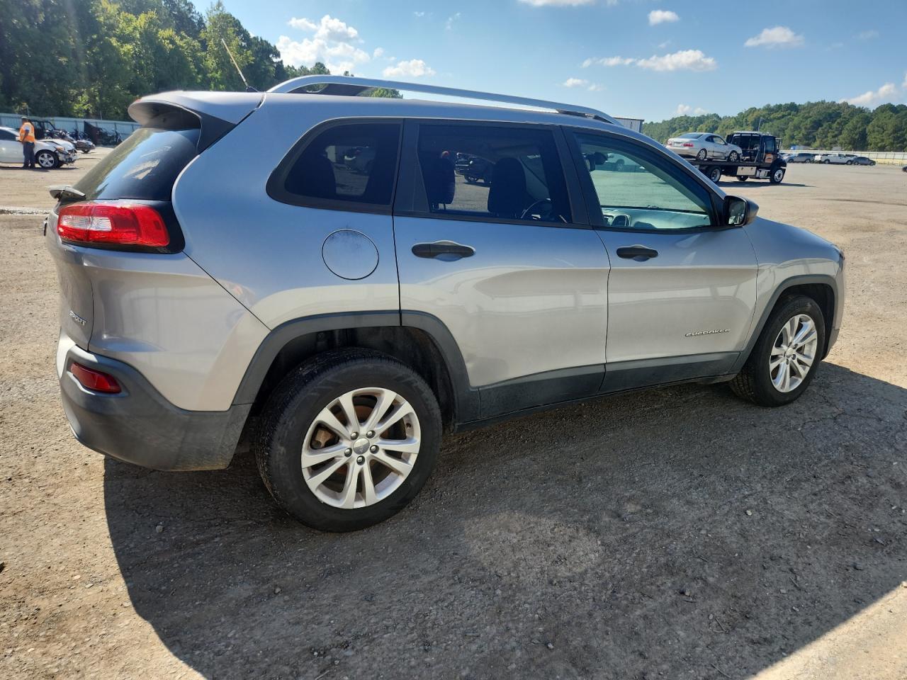 2015 Jeep Cherokee Sport - Фото 3