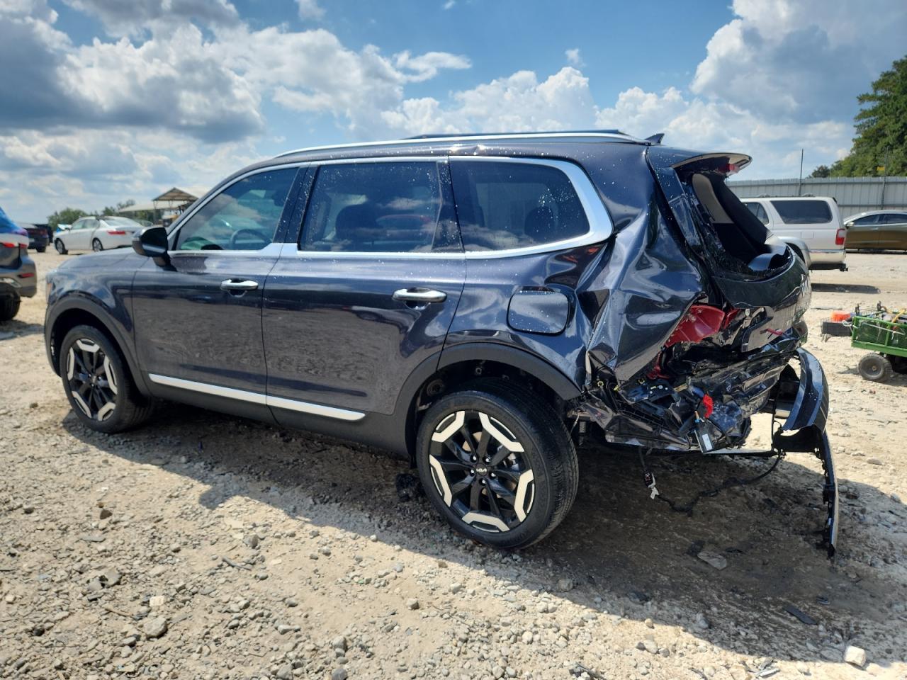 2025 Kia Telluride S - Image 2