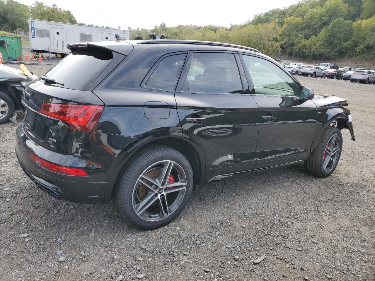 2025 Audi Q5 E Premium Plus 55 - Фото 3