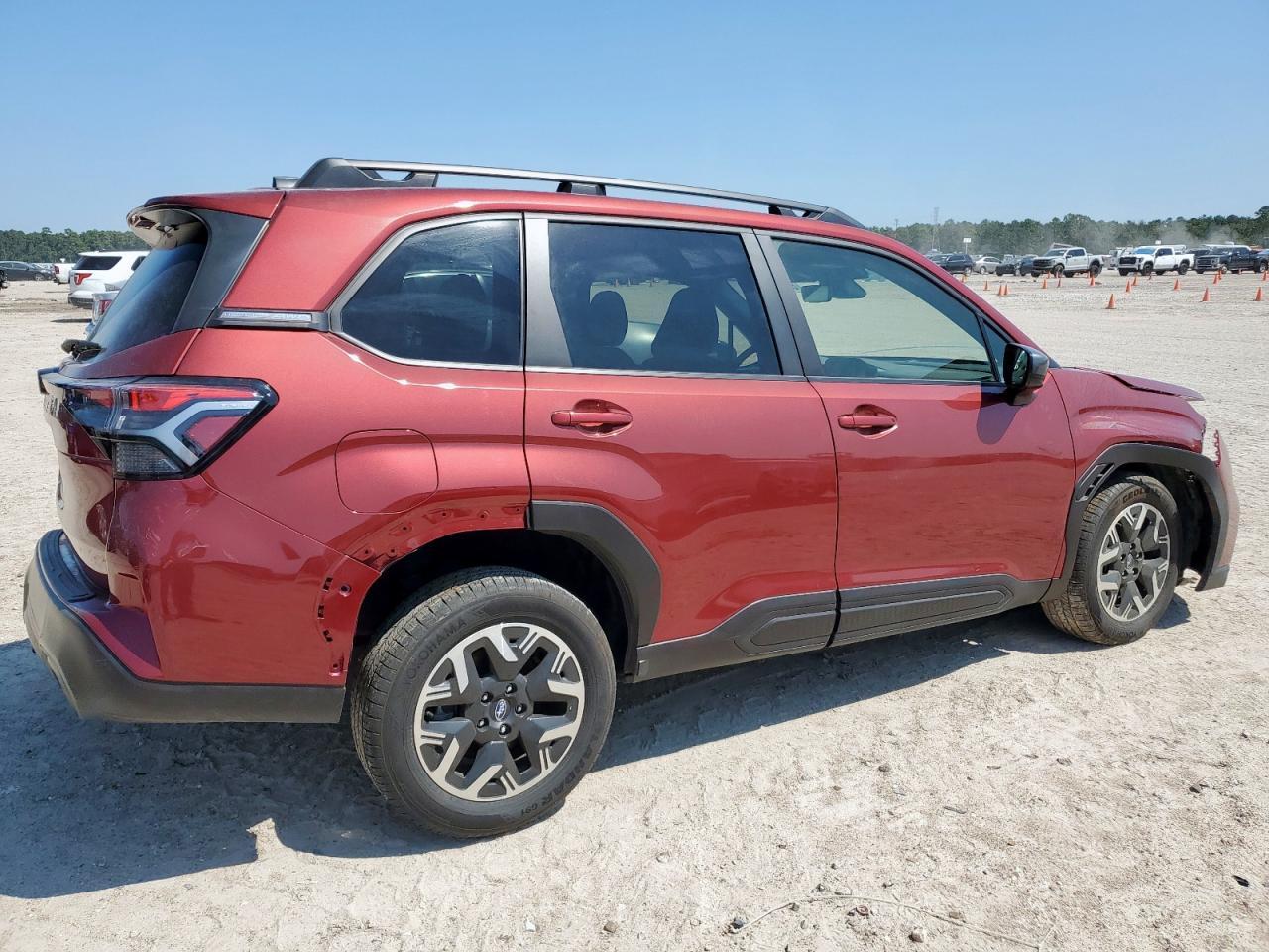 2025 Subaru Forester Premium - Фото 3
