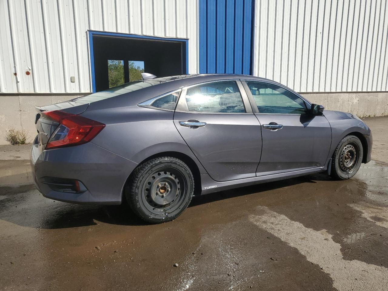 2016 Honda Civic Touring - Фото 3