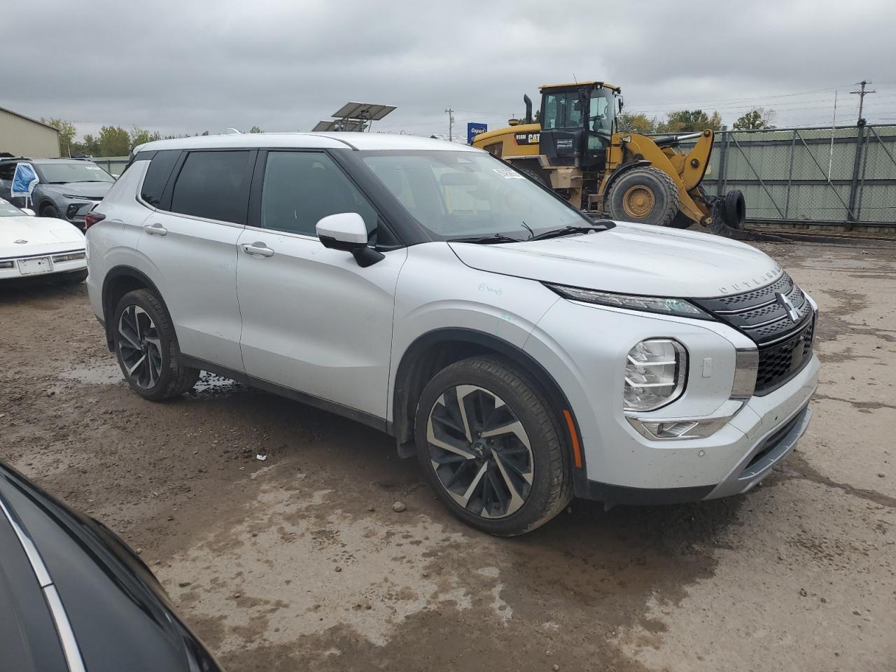 2023 Mitsubishi Outlander Se - Фото 4