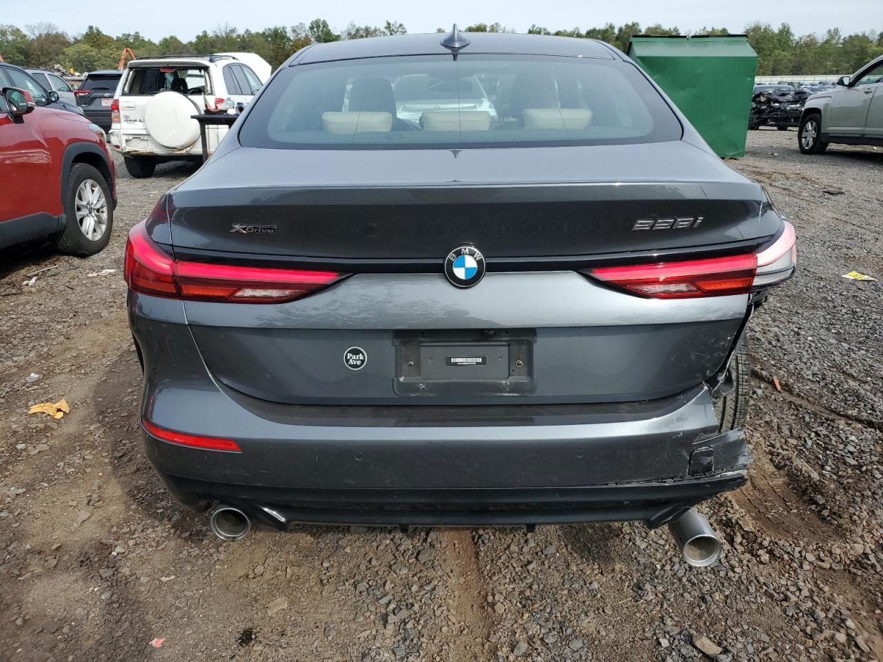 2021 BMW 228Xi - Фото 6