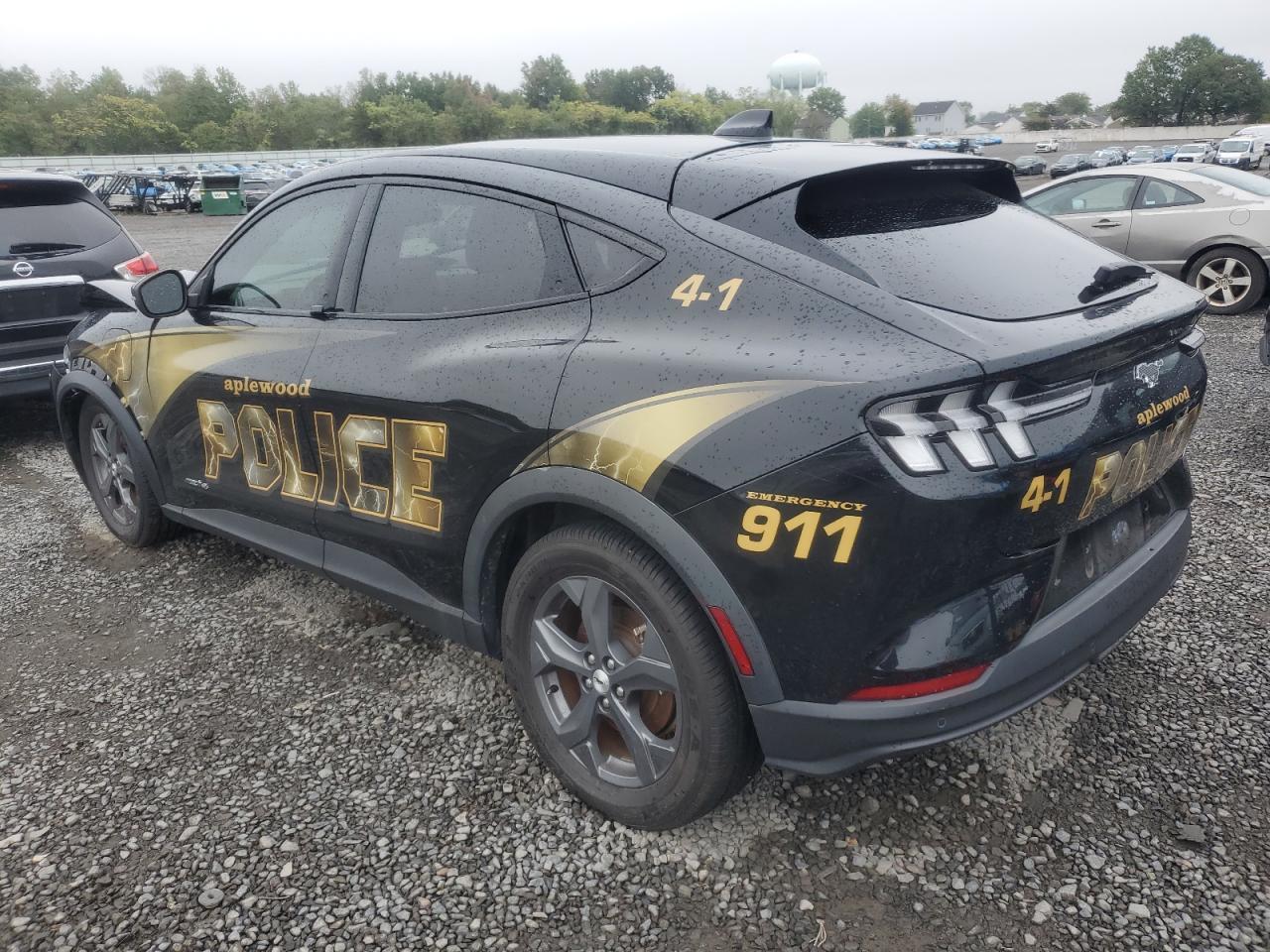 2021 Ford Mustang Mach-E Select - Image 2