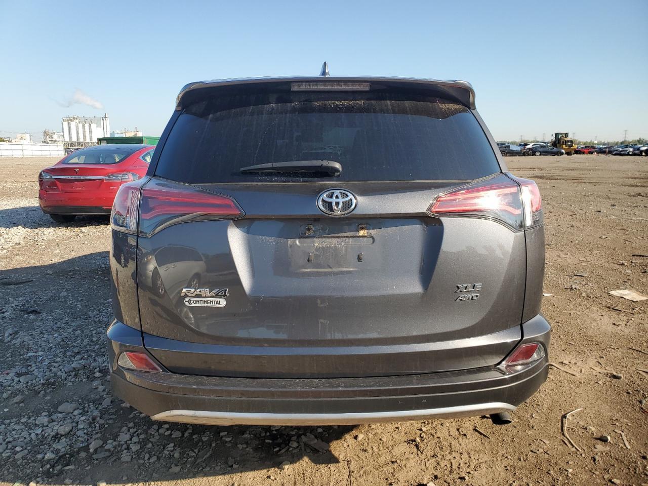 2018 Toyota Rav4 Adventure - Фото 6