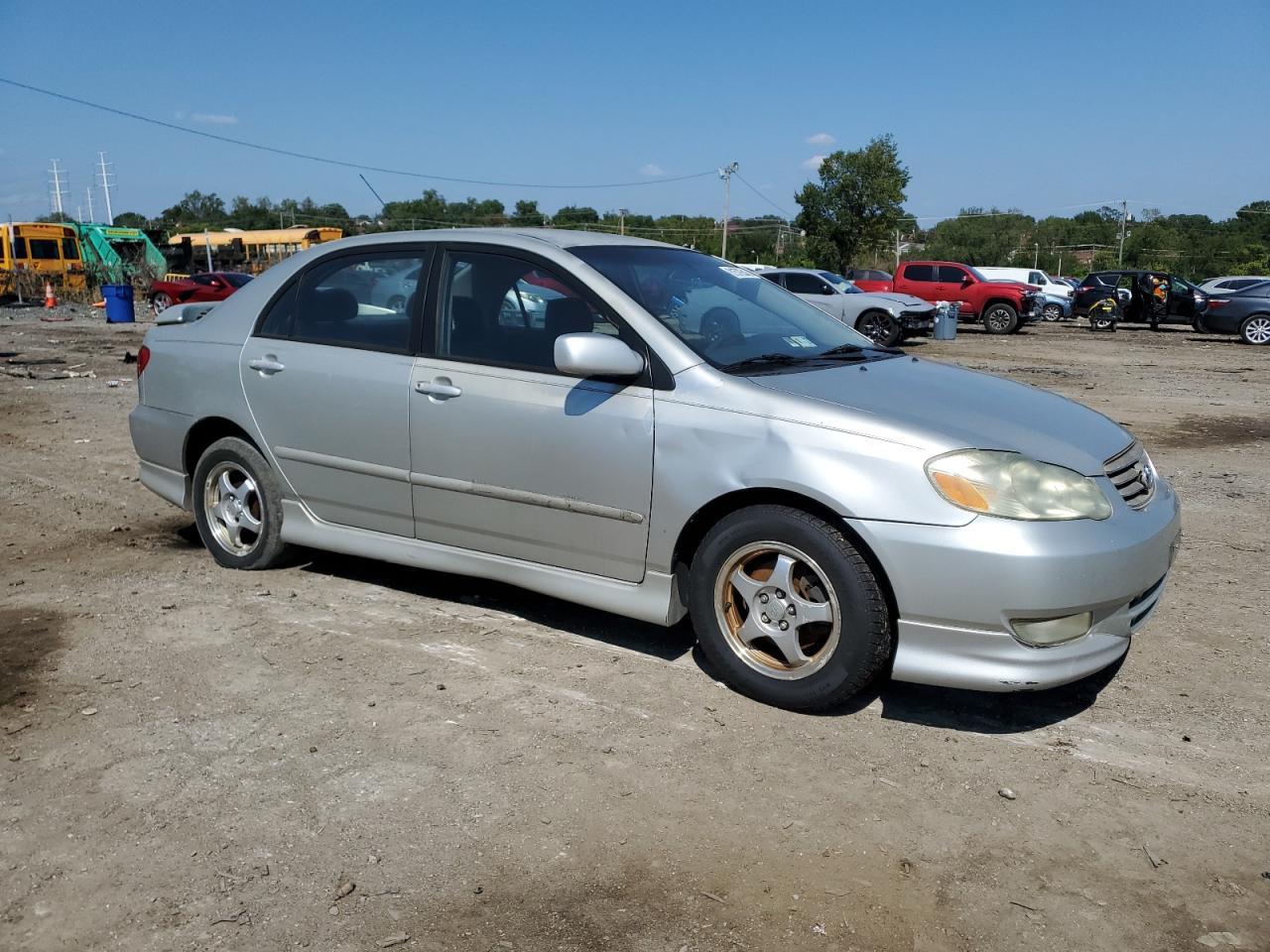 2003 Toyota Corolla Ce - Фото 4