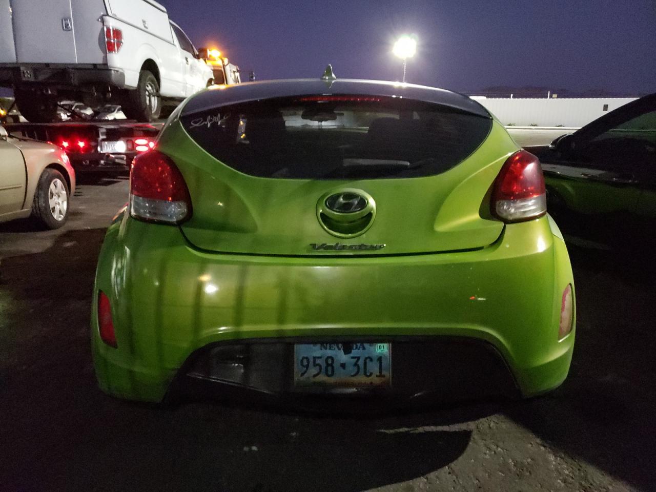 2012 Hyundai Veloster - Фото 6