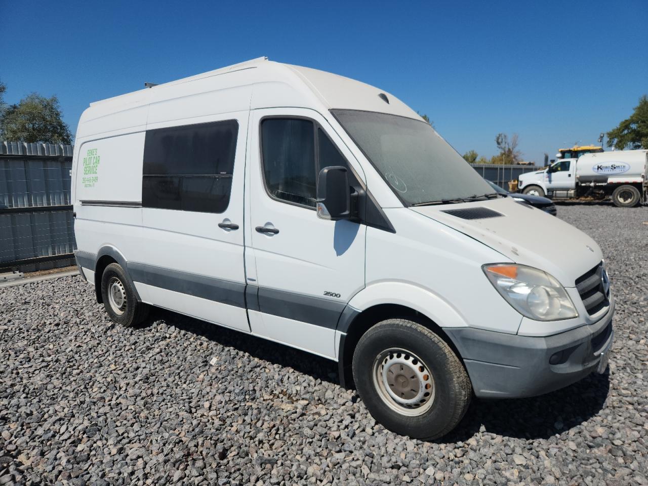 2011 Mercedes-Benz Sprinter 2500 - Image 4