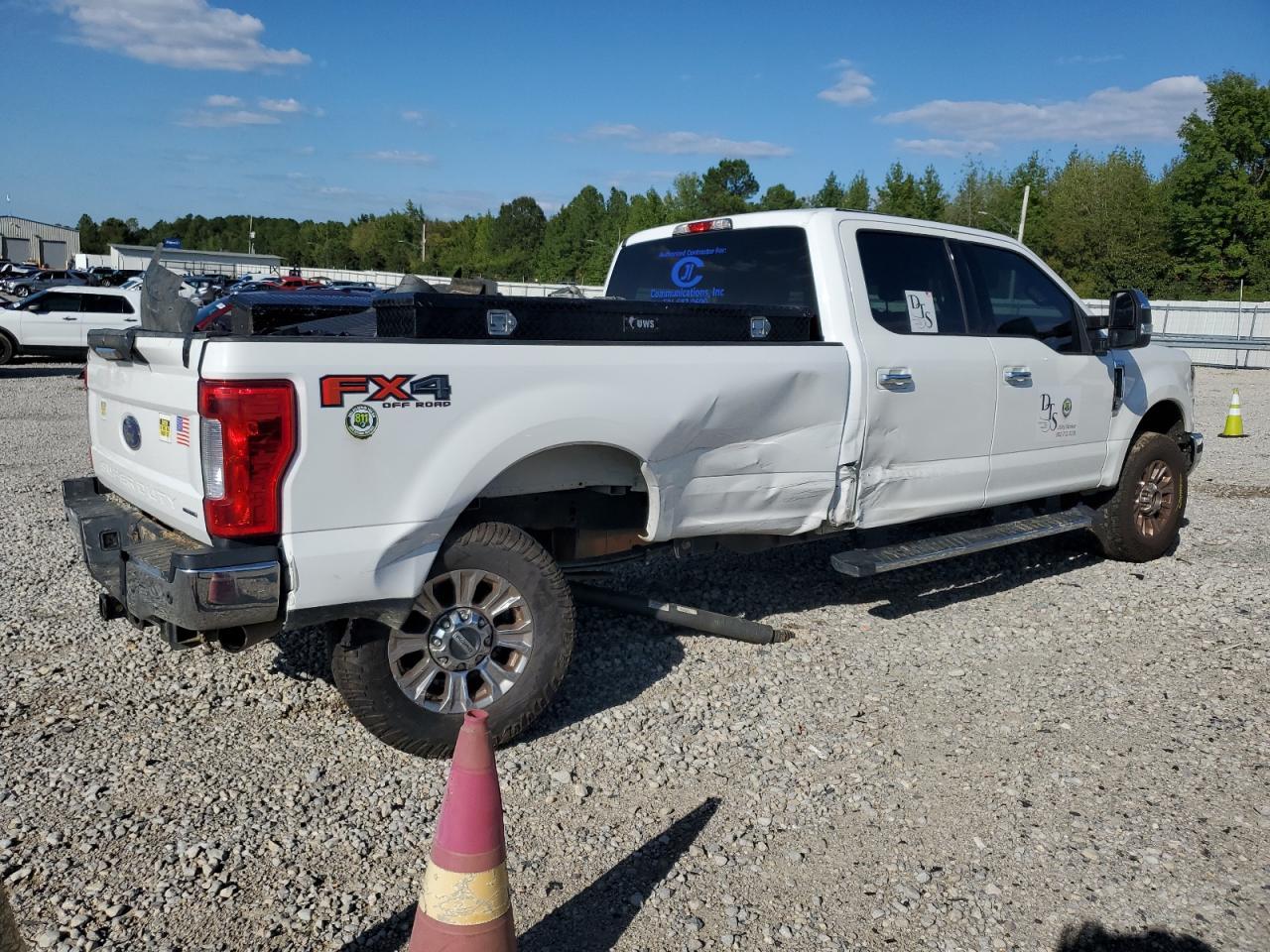 2019 Ford F250 Super Duty - Фото 3