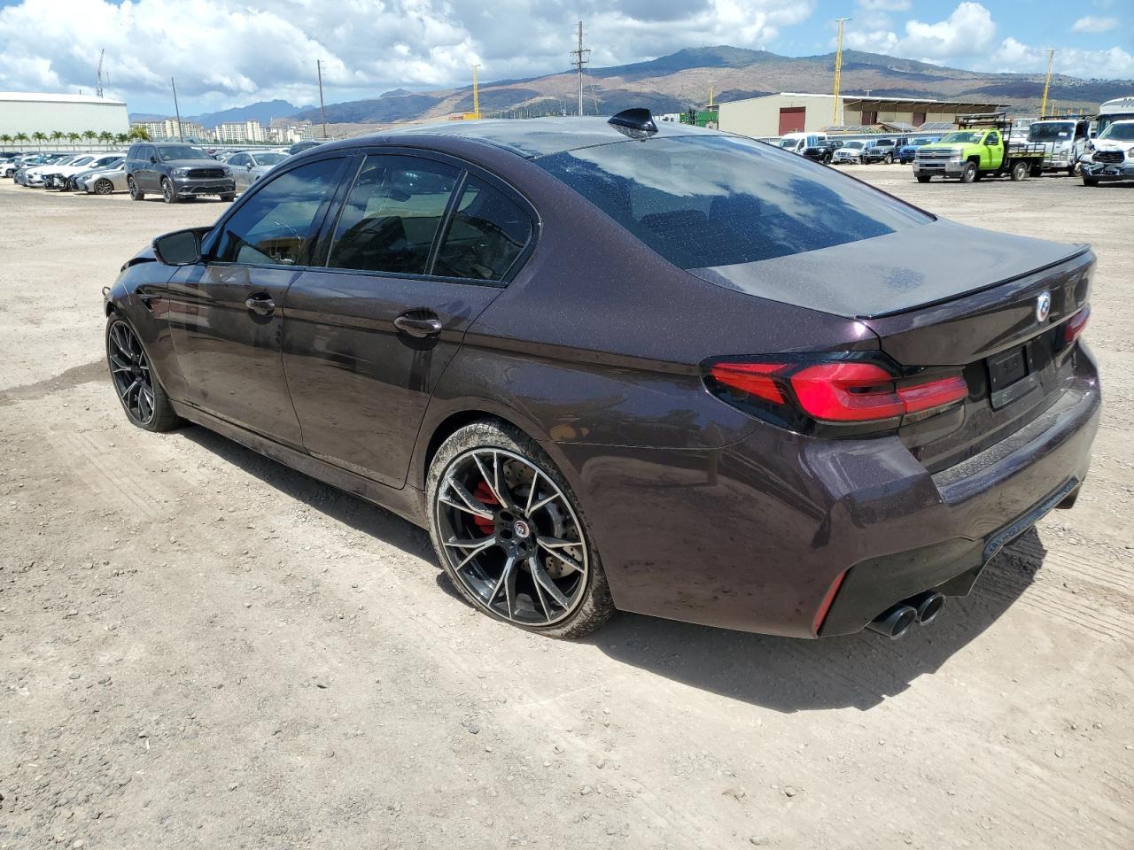 2022 BMW M5 - Фото 2