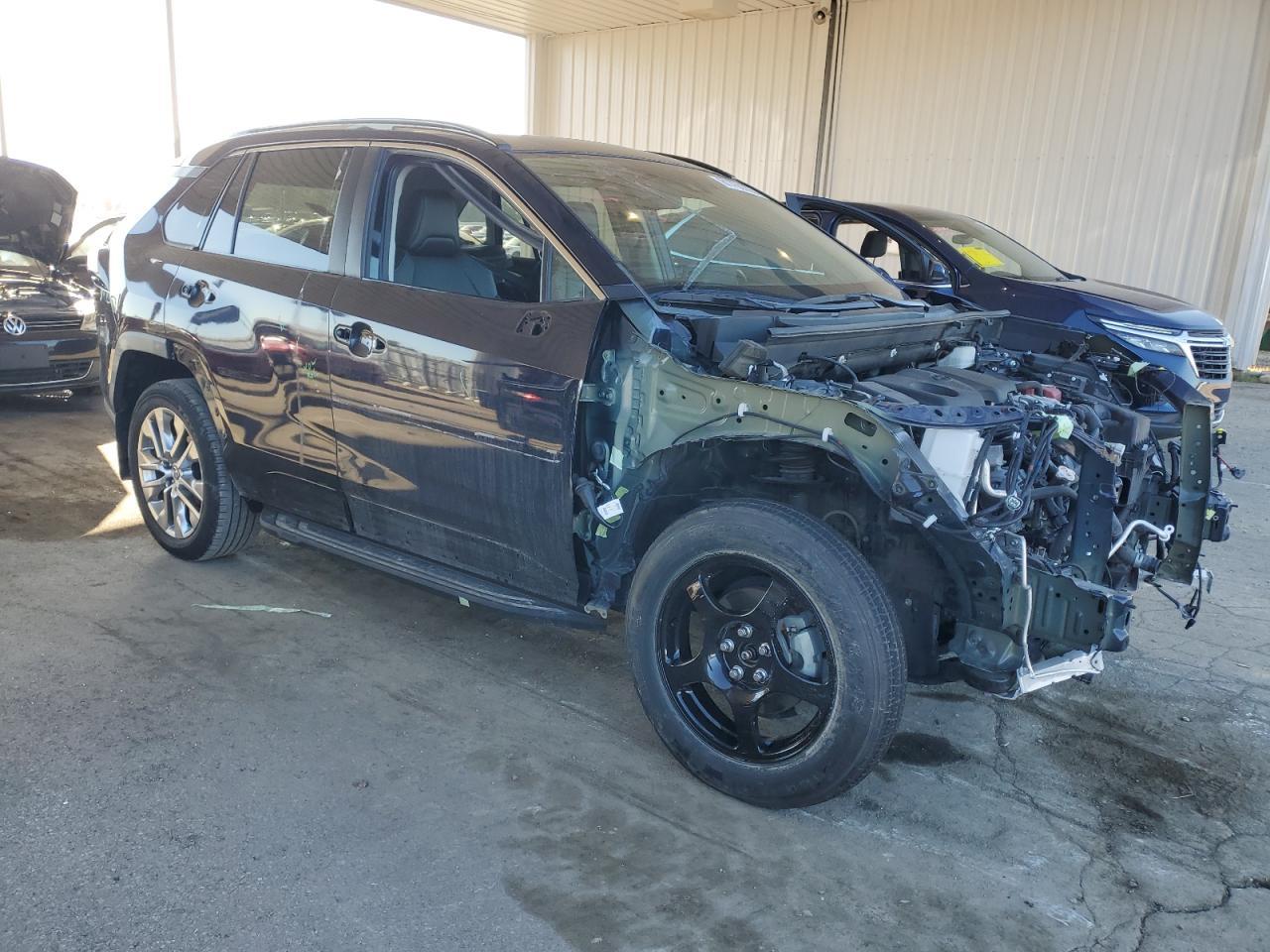 2020 Toyota Rav4 Xle Premium - Image 4