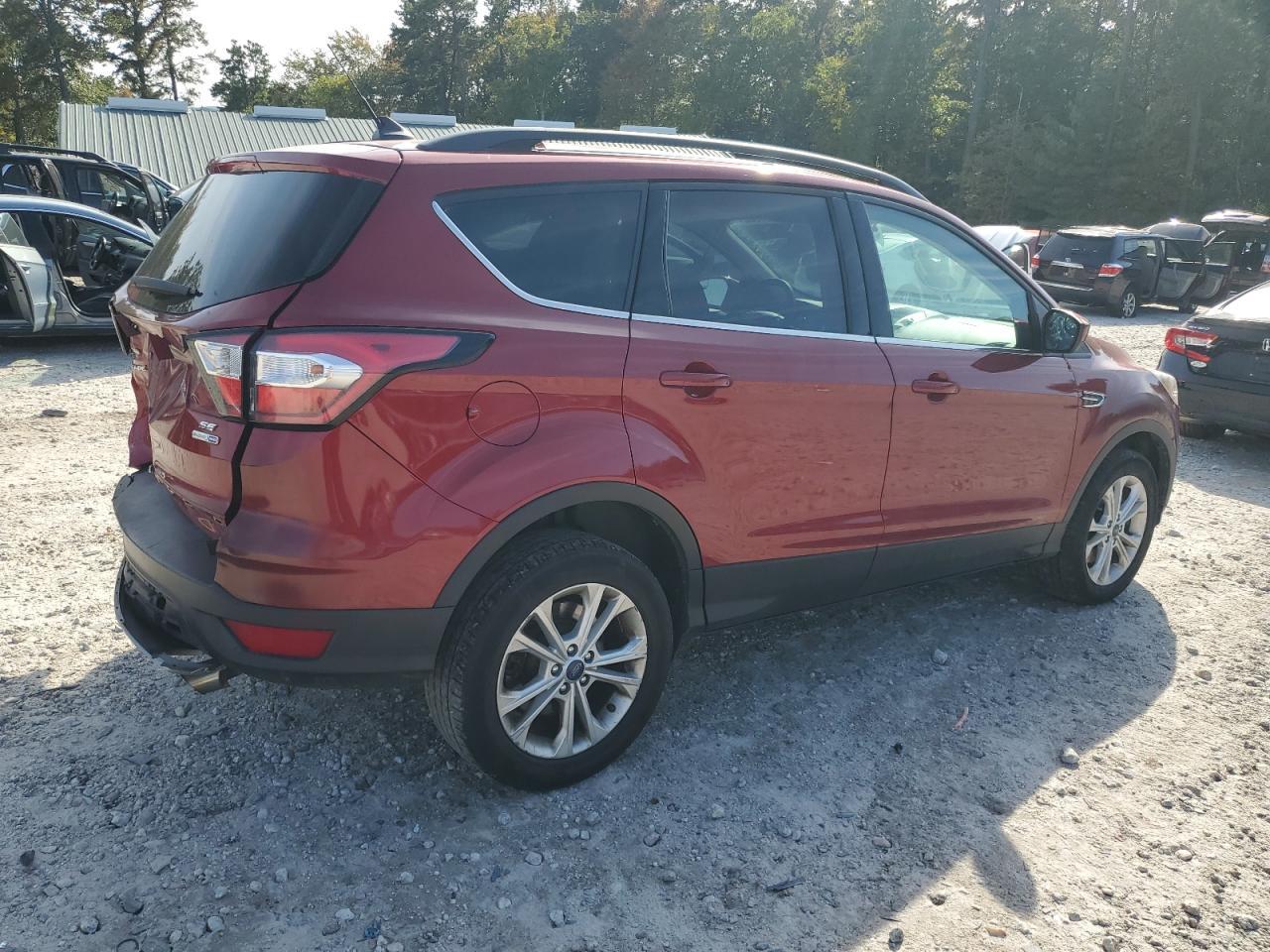 2018 Ford Escape Se - Фото 3