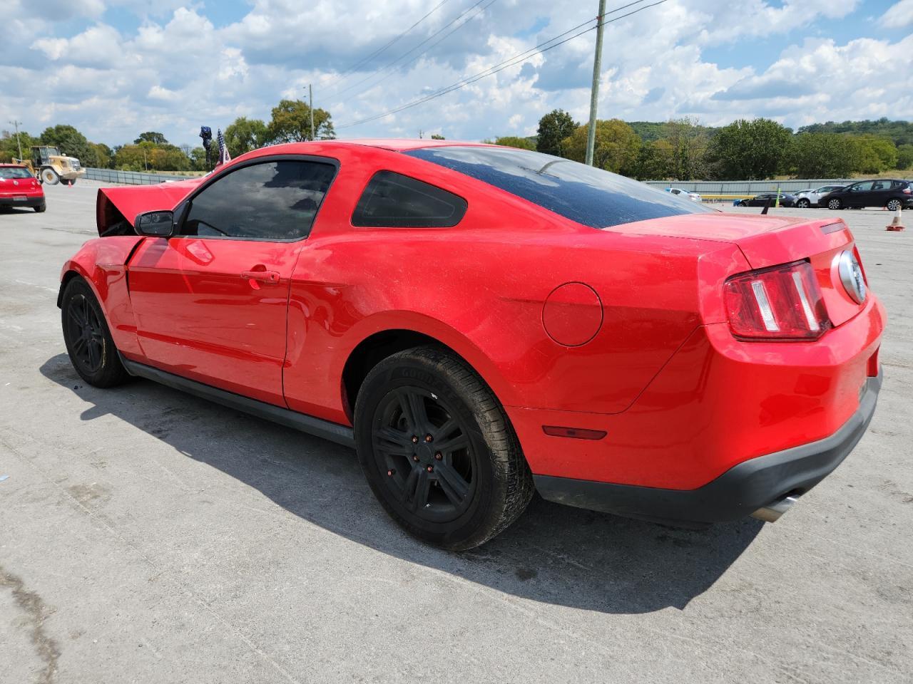 2012 Ford Mustang - Фото 2