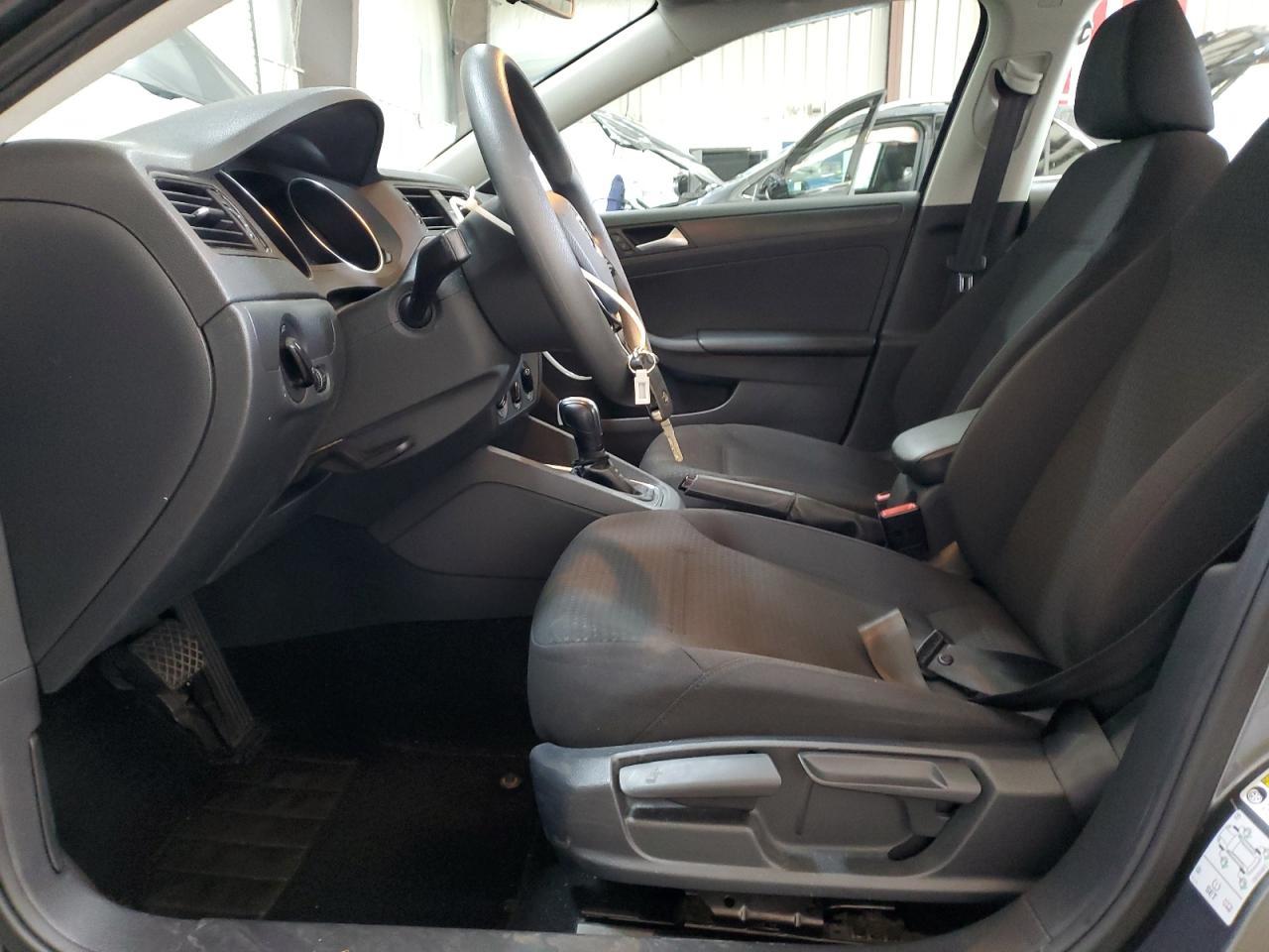2016 Volkswagen Jetta S - Image 7