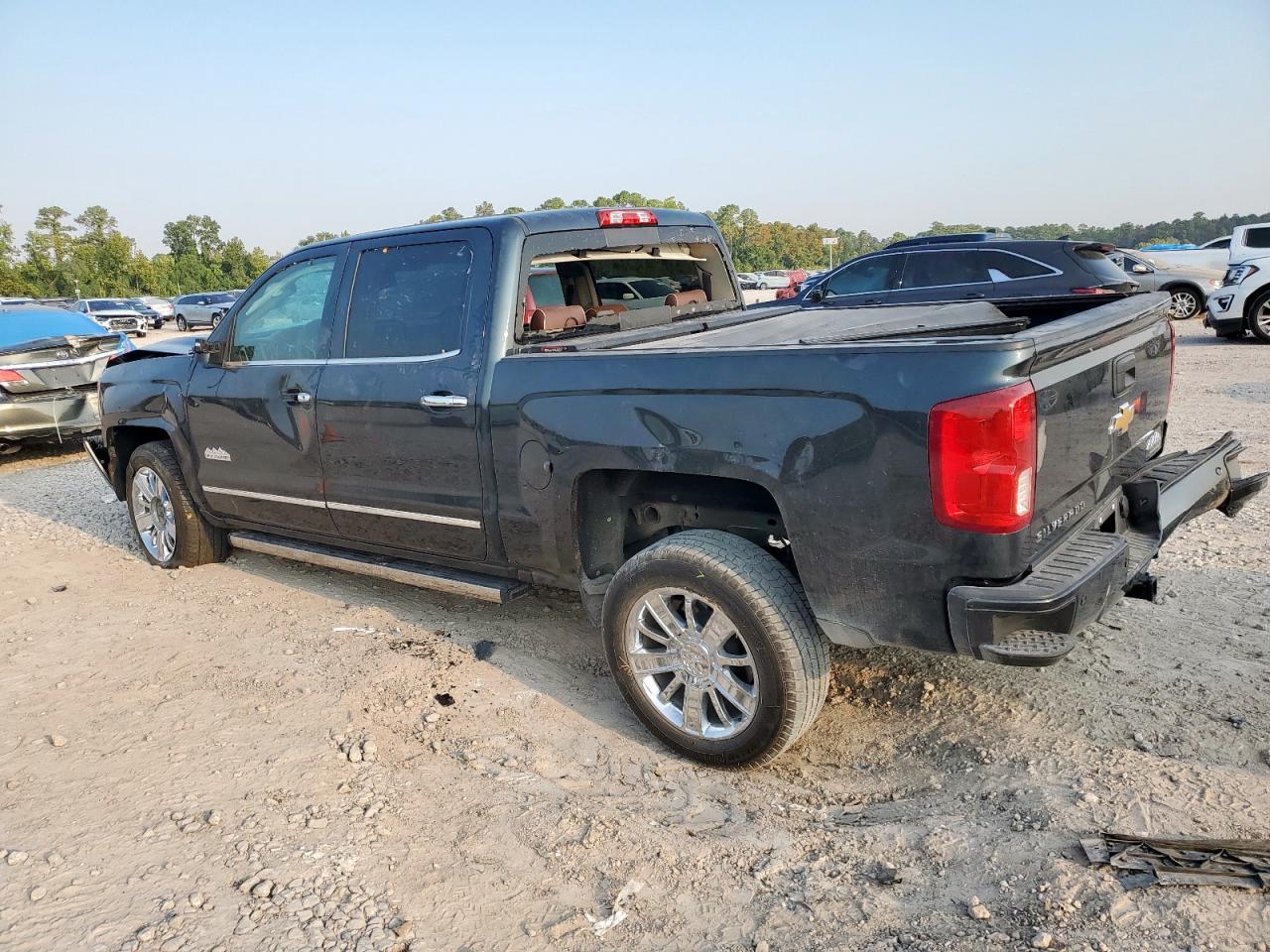 2017 Chevrolet Silverado C1500 High Country - Фото 2