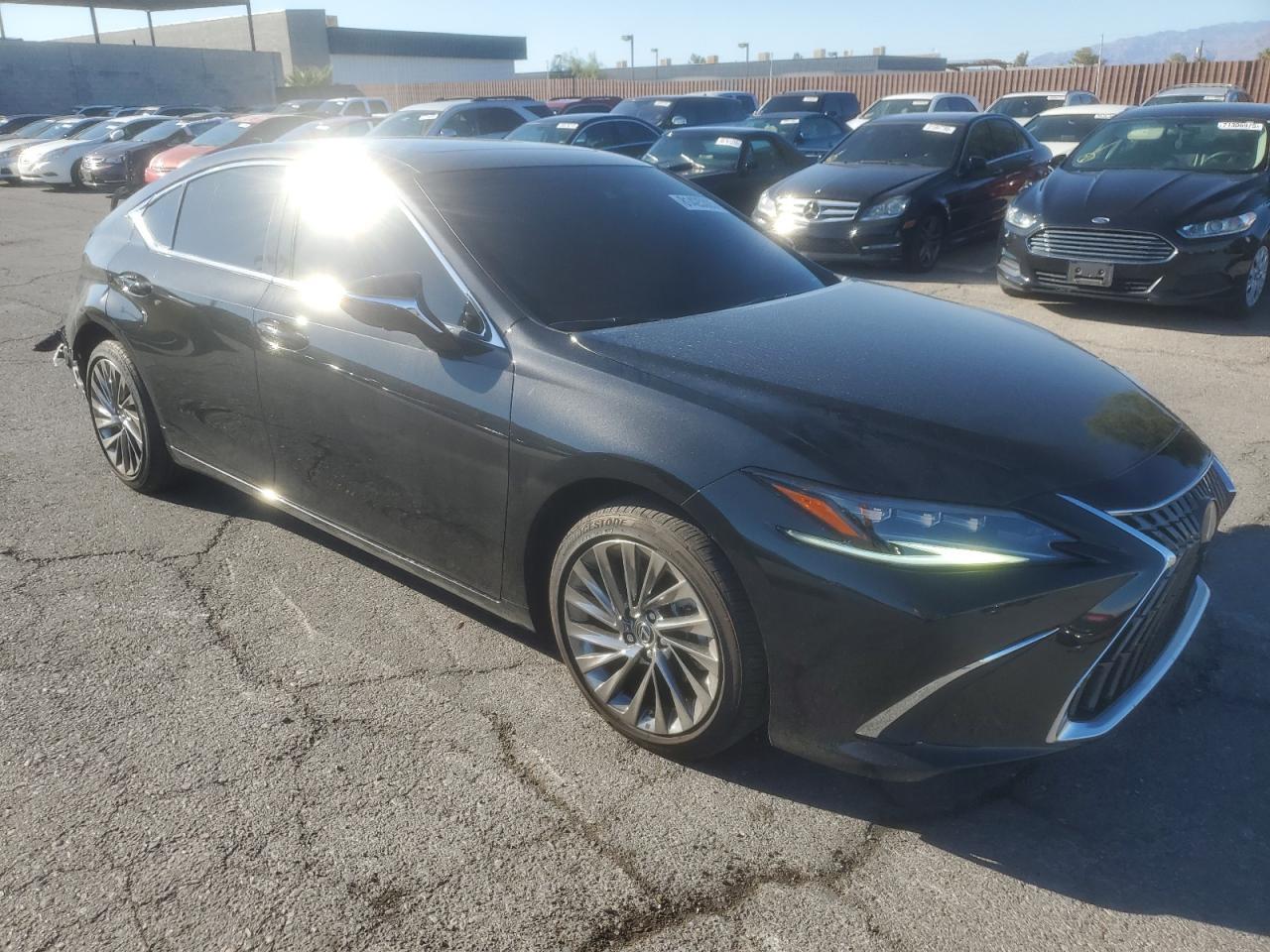 2025 Lexus Es 300H Base - Фото 4