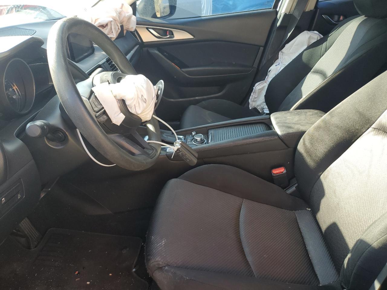 2017 Mazda 3 Sport - Image 7