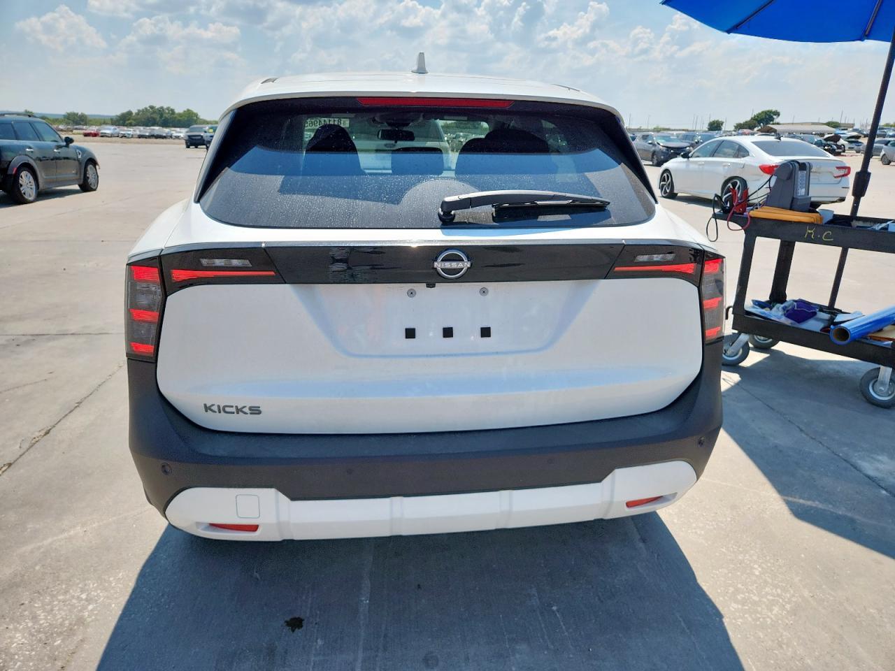 2025 Nissan Kicks Sv - Фото 6