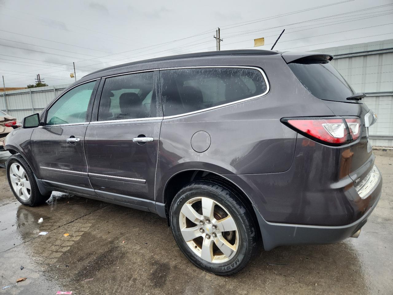 2014 Chevrolet Traverse Ltz - Image 2