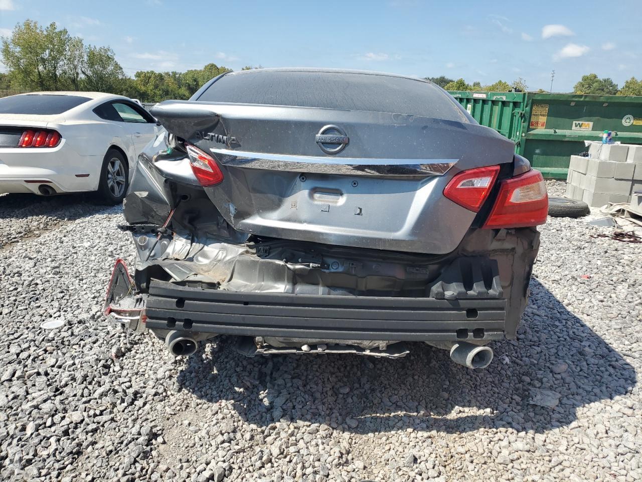 2016 Nissan Altima 2.5 - Фото 6