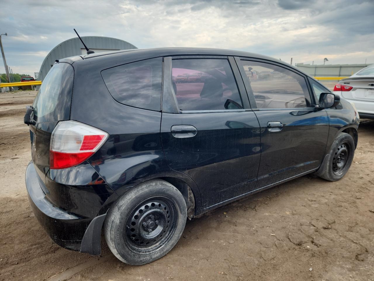 2009 Honda Fit - Image 3