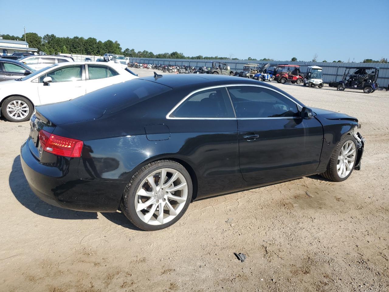 2014 Audi A5 Premium - Image 3