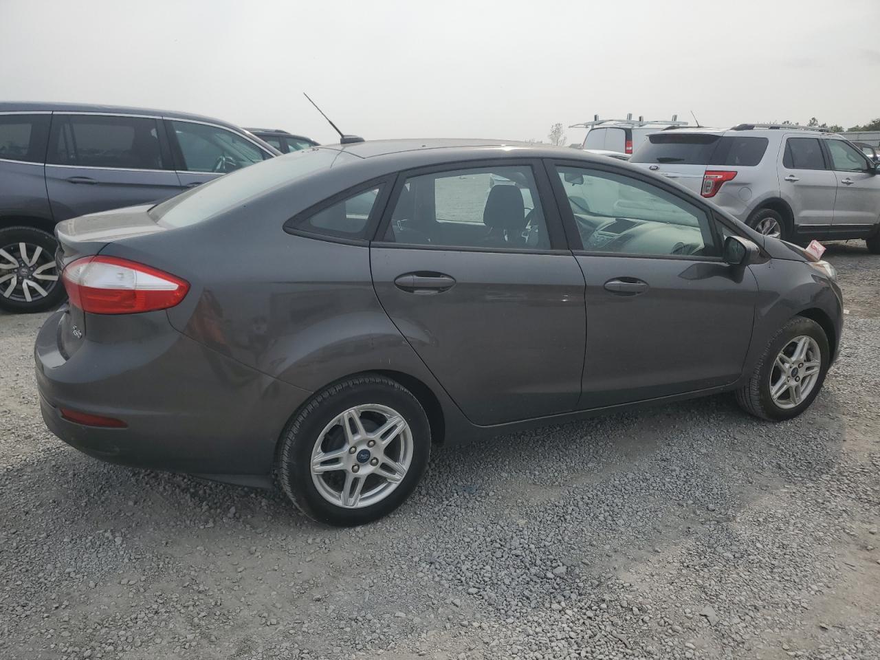 2019 Ford Fiesta Se - Фото 3