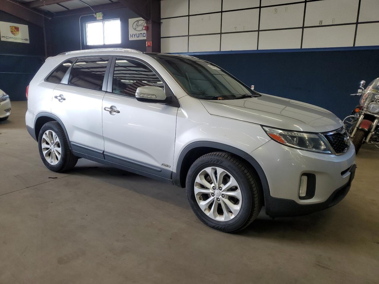 2014 Kia Sorento Ex - Image 4