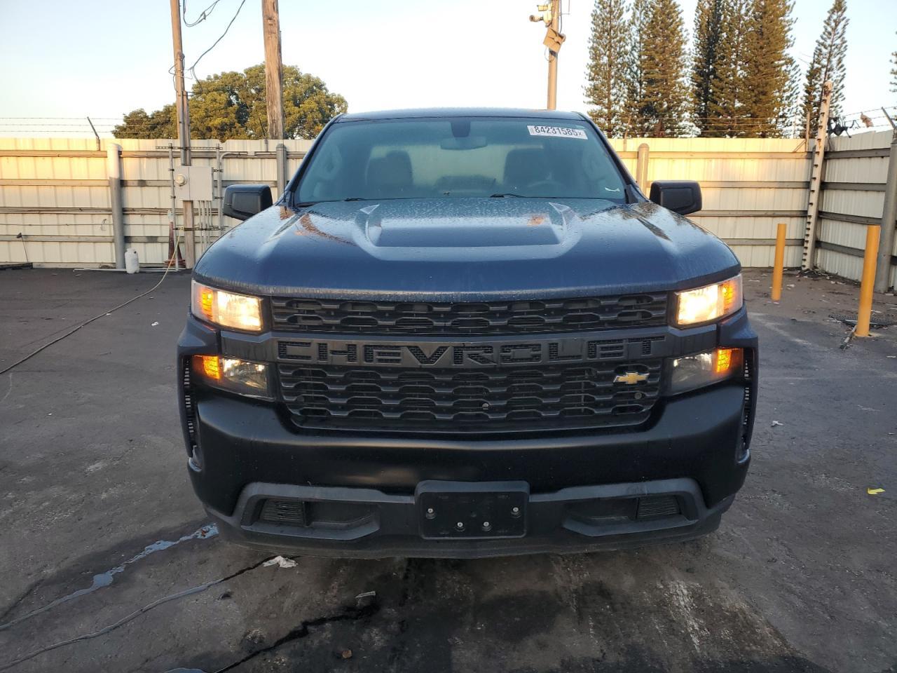 2021 Chevrolet Silverado C1500 - Фото 5