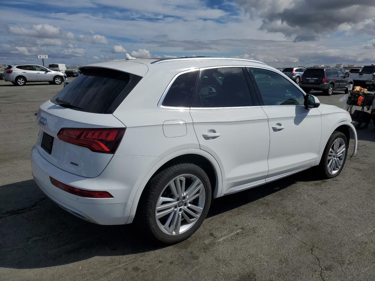 2019 Audi Q5 Premium Plus - Фото 3