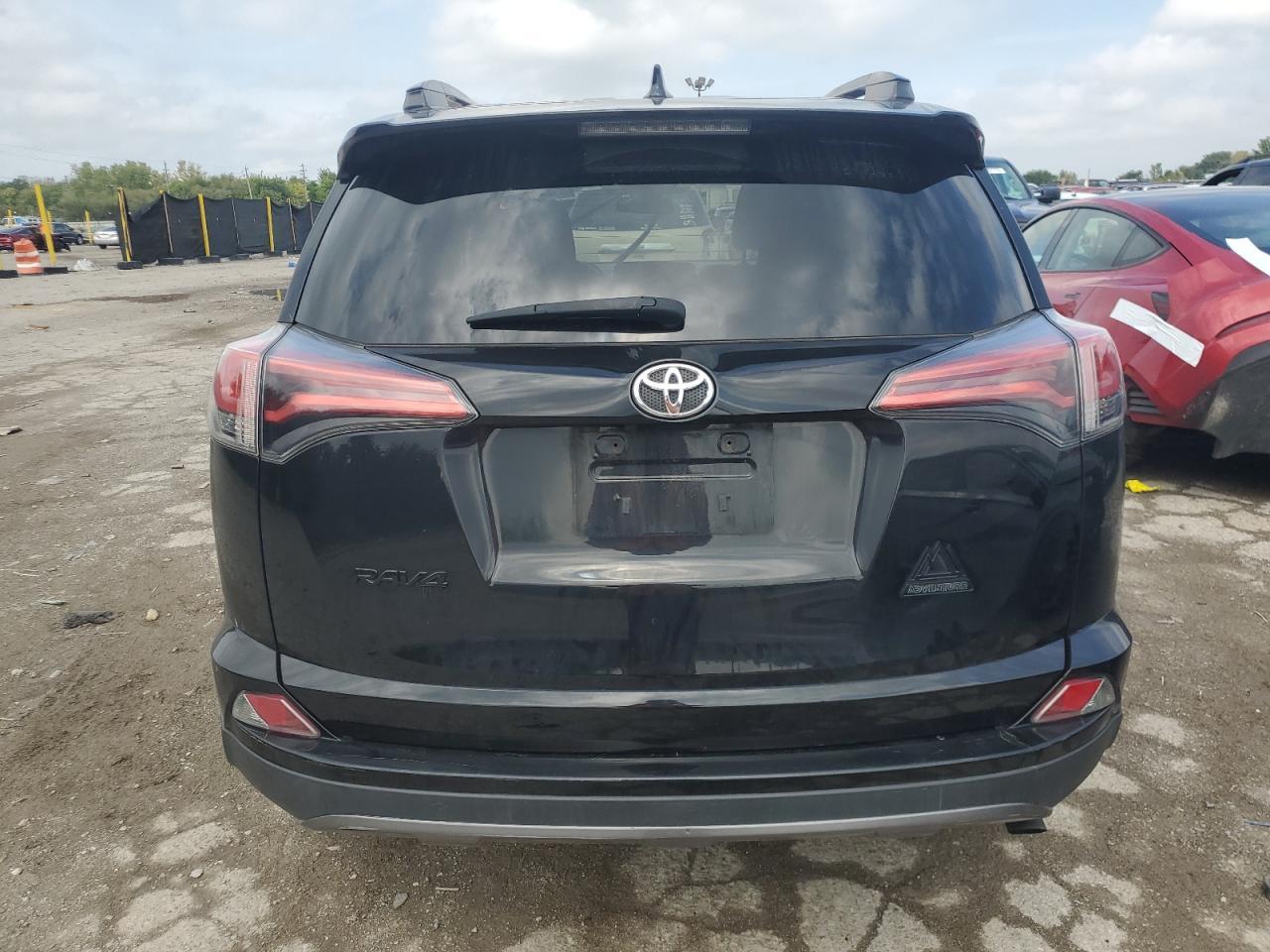 2018 Toyota Rav4 Adventure - Фото 6