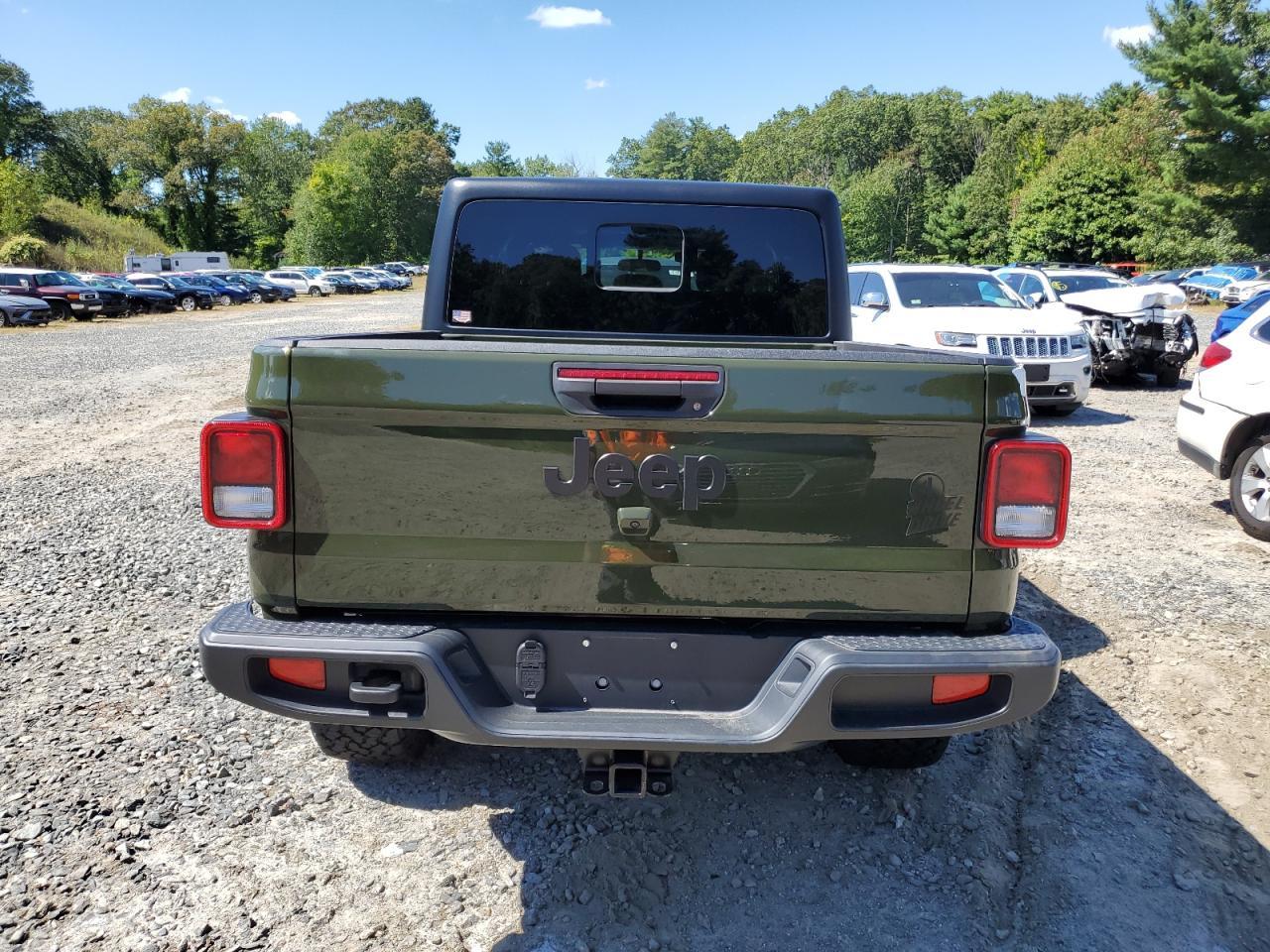 2023 Jeep Gladiator Sport - Image 6