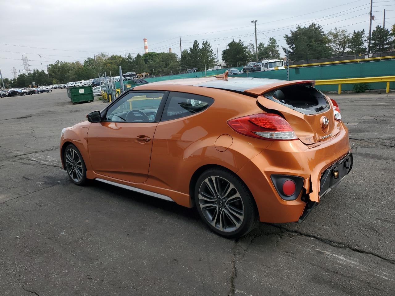 2016 Hyundai Veloster Turbo - Фото 2